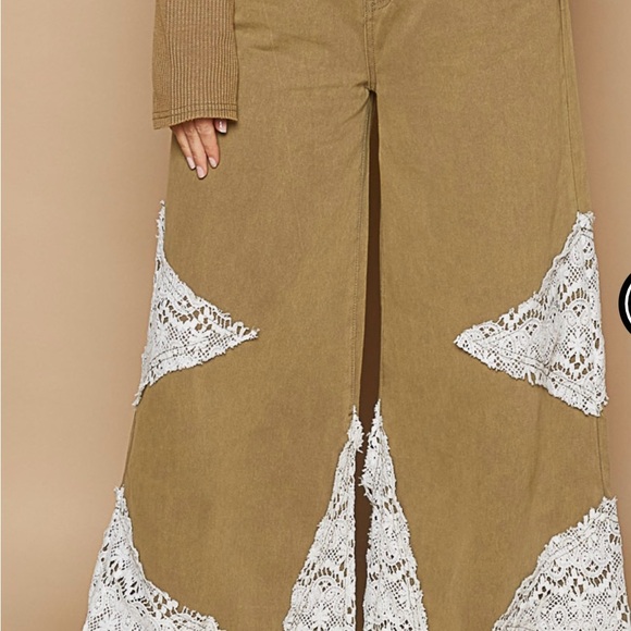 POL Olive and White Wide-Leg Pants - Picture 2 of 5